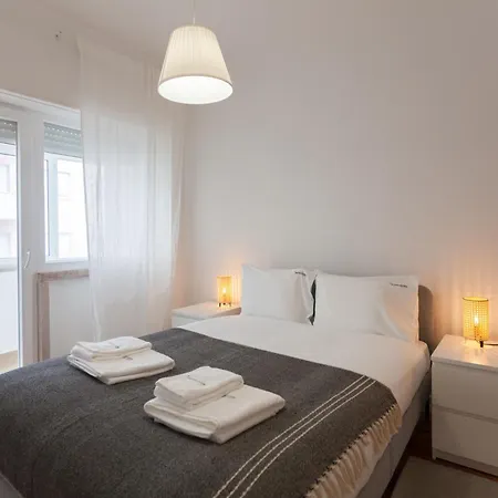 Flh Sete Rios Homey Апартаменты